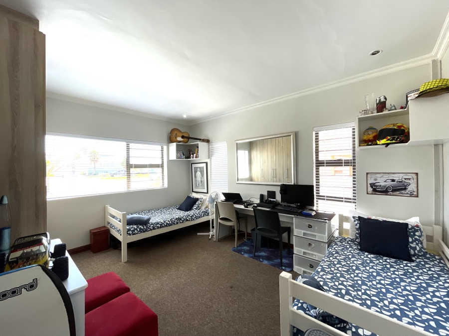 4 Bedroom Property for Sale in Marina Martinique Eastern Cape
